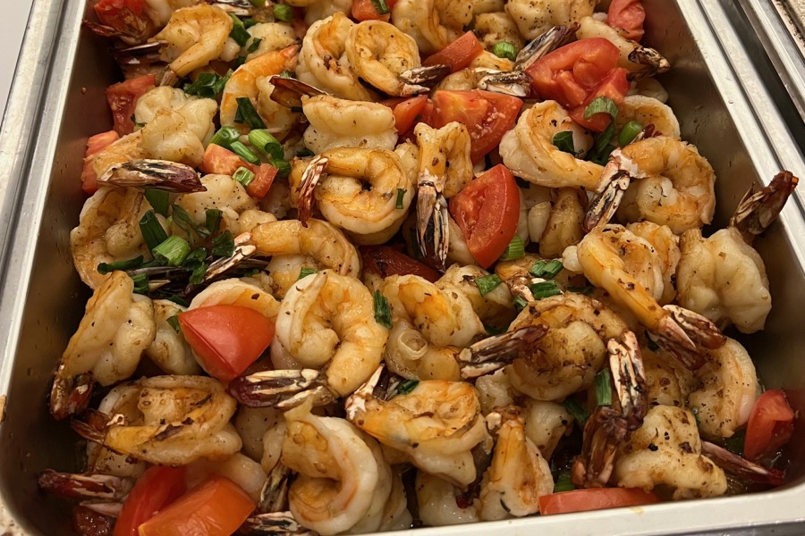 Jumbo Prawns with Garlic Wine Sauce