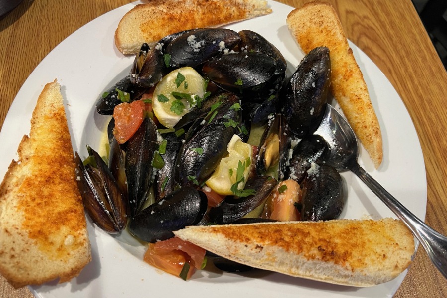 Steamed Mussels